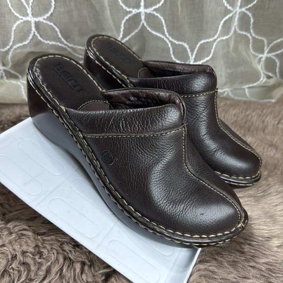 (Z2) Born brown leather mule clogs - Size 7 women - Picture 5 of 15